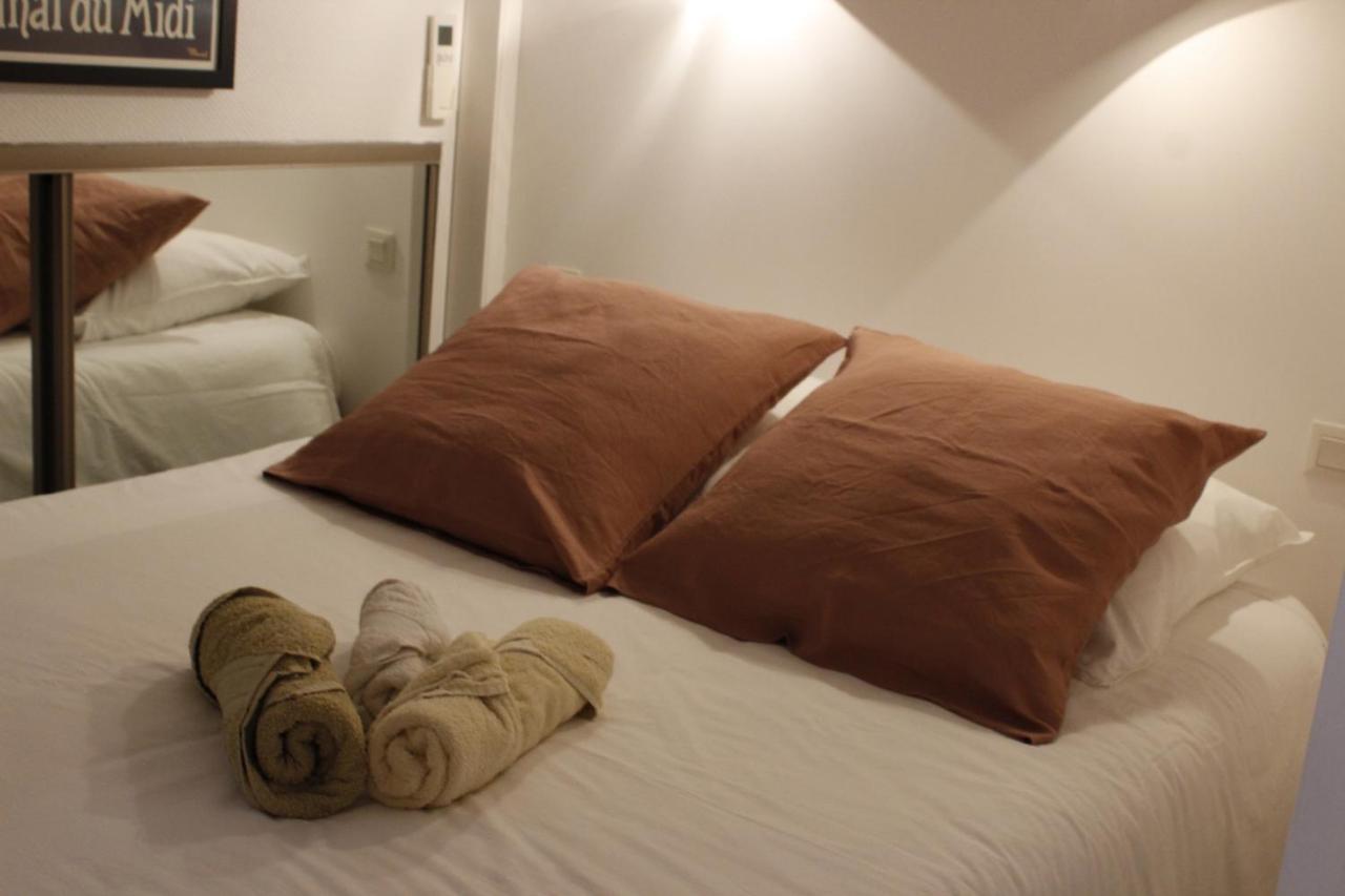 Hotel Peniche Le Black Mountain Villepinte  Zewnętrze zdjęcie